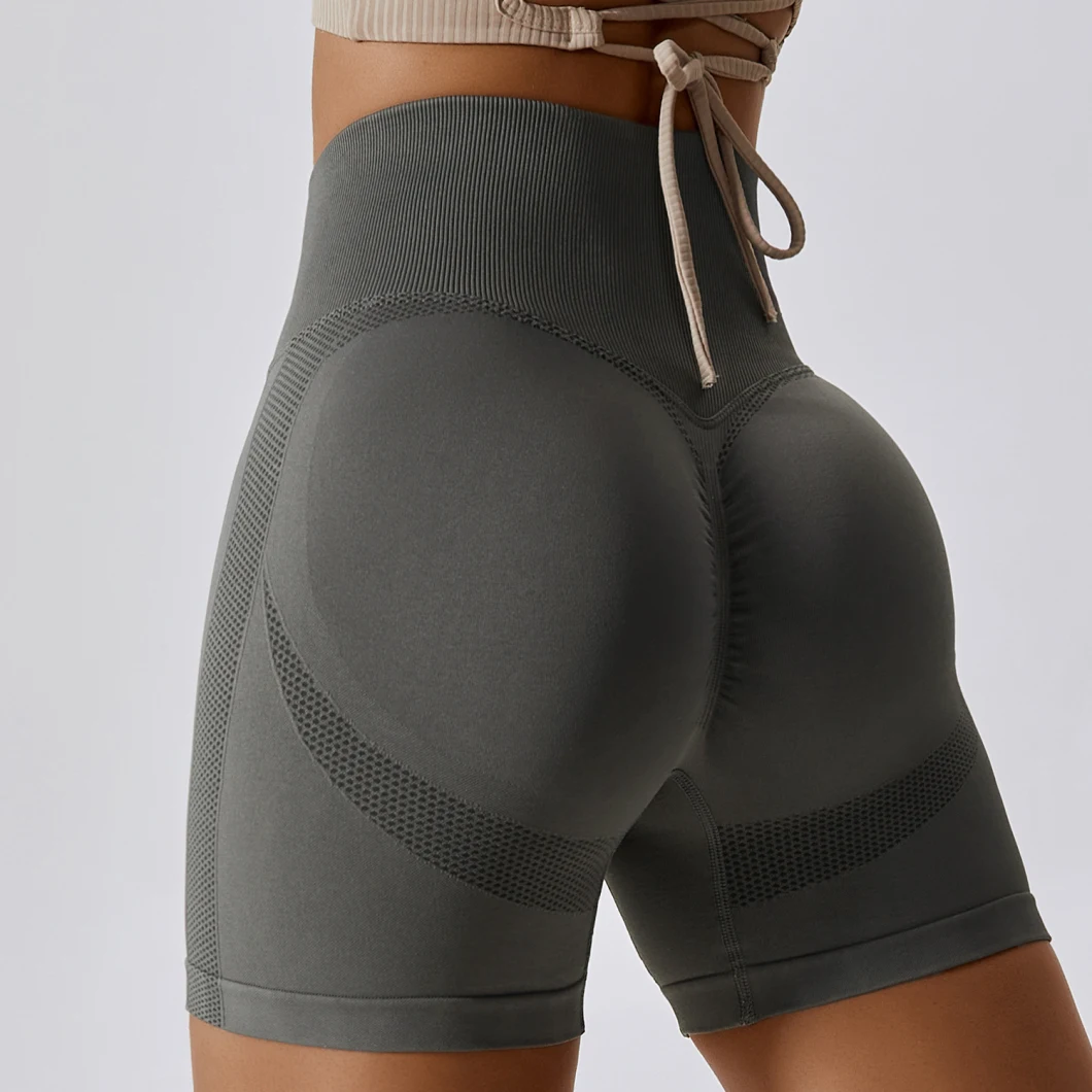 Europe and The United States Seamless Yoga Shorts Peach Hip-Lifting High Waist Fitness Pants Tight Running Sports Shorts Girls